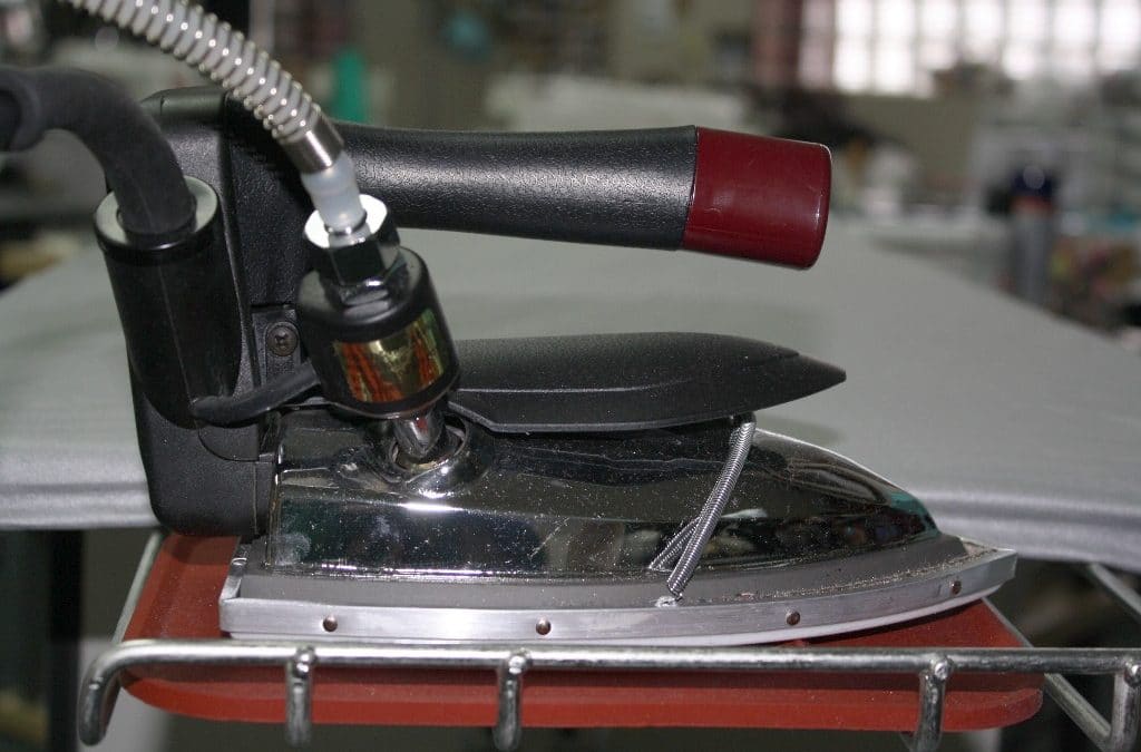 Which Iron for Perfect Pressing and Professional Sewing Results …